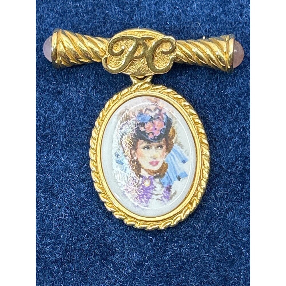 Vintage 1996-97 PC Gold Tone Brooch Portrait